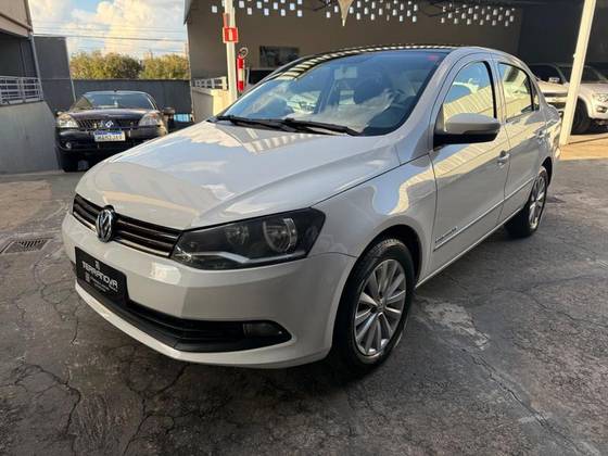 VOLKSWAGEN VOYAGE 1.0 MI COMFORTLINE 8V FLEX 4P MANUAL VOLKSWAGEN VOYAGE 1.0 MI COMFORTLINE 8V FLEX 4P MANUAL